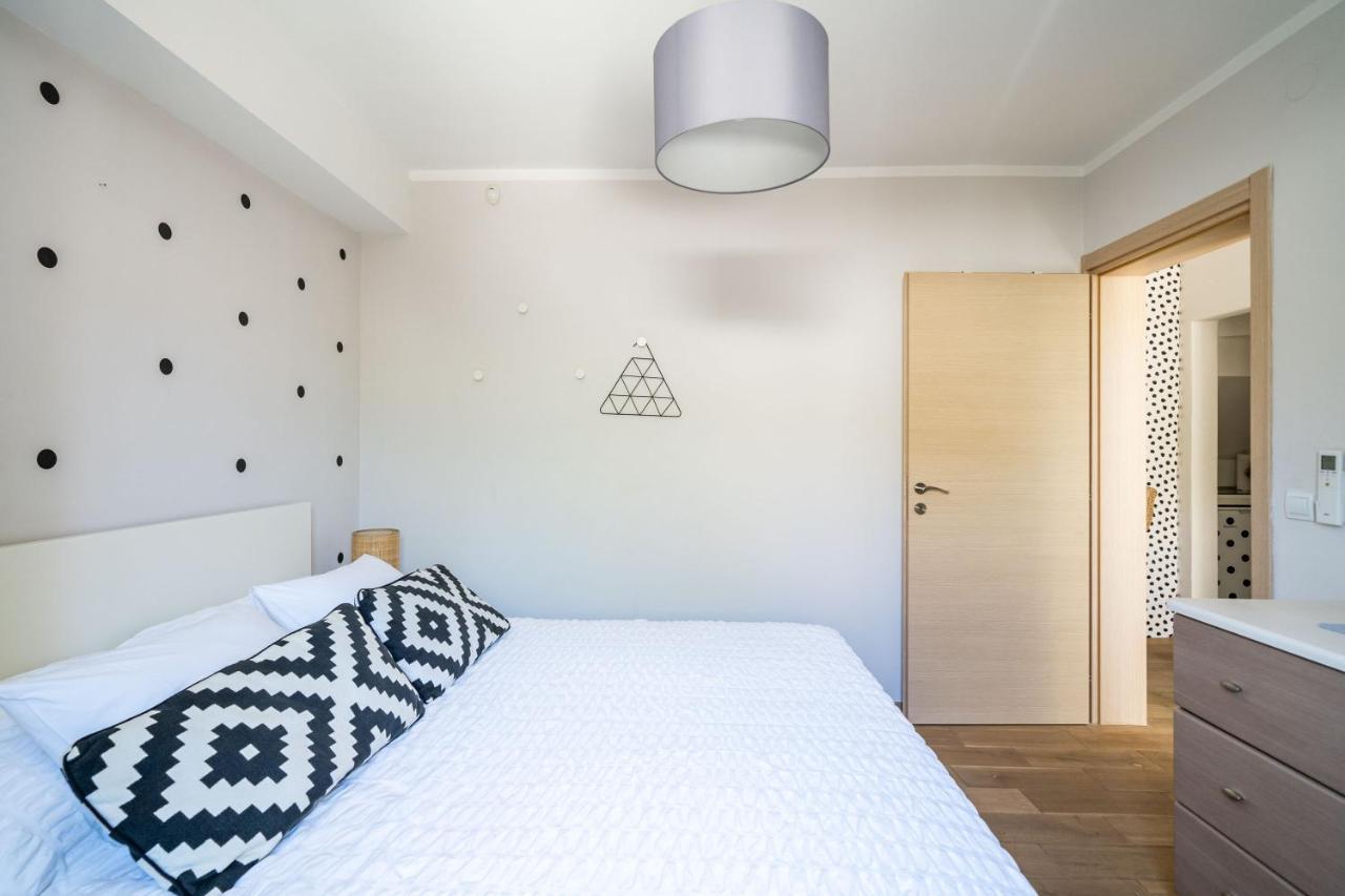 Stay U-Nique Studio Apartment In Orašac Kültér fotó