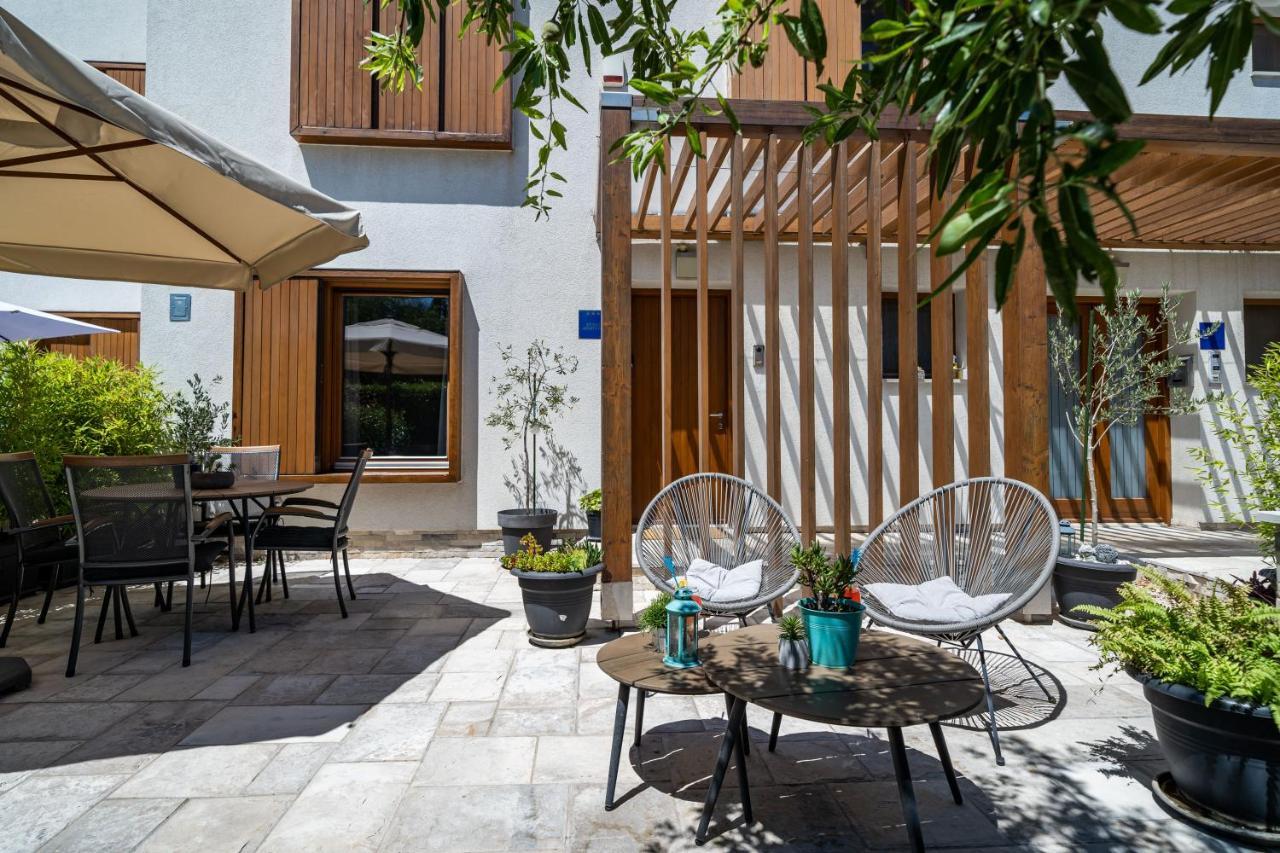 Stay U-Nique Studio Apartment In Orašac Kültér fotó