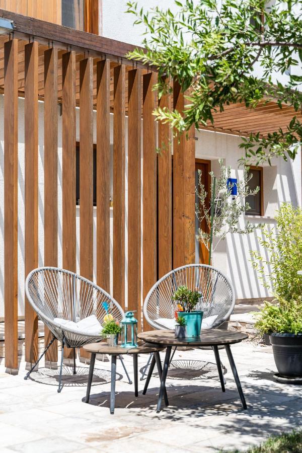 Stay U-Nique Studio Apartment In Orašac Kültér fotó