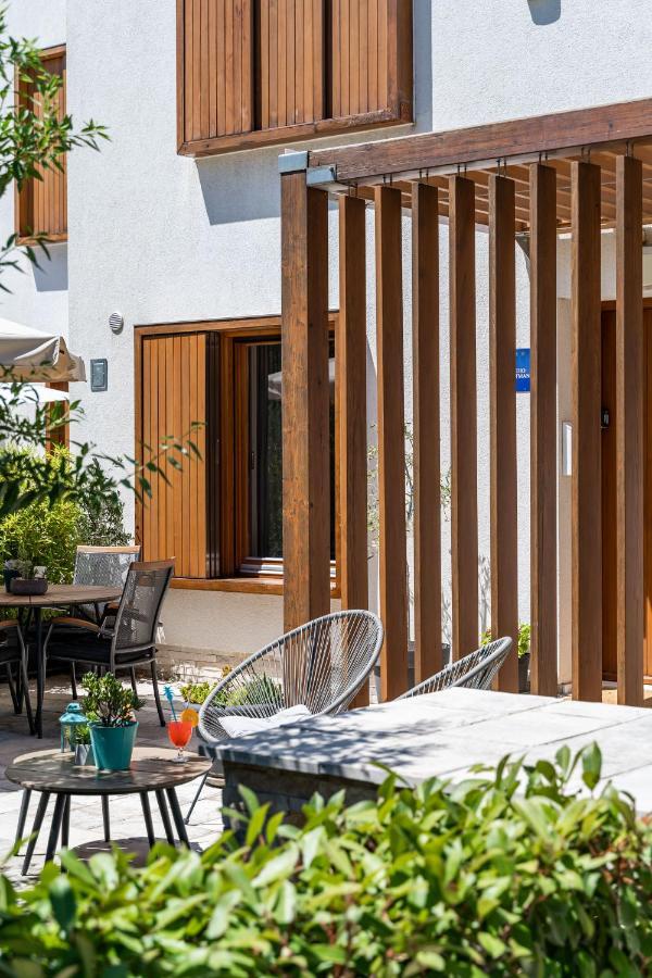 Stay U-Nique Studio Apartment In Orašac Kültér fotó