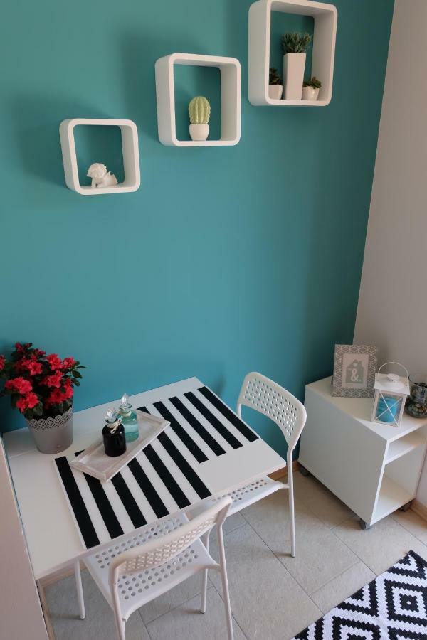 Stay U-Nique Studio Apartment In Orašac Kültér fotó